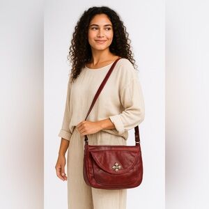 Patricia Nash Red Crossbody/Shoulder Bag